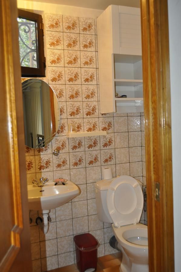 Проживание в семье Batumgora House Батуми-20